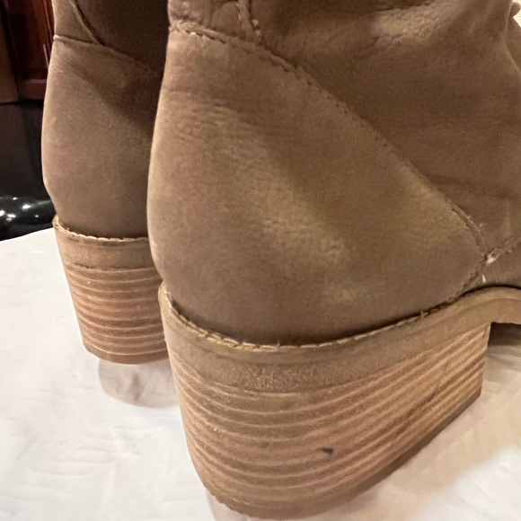 Lucky Brand Tan Suede Booties - Picture 7 of 14